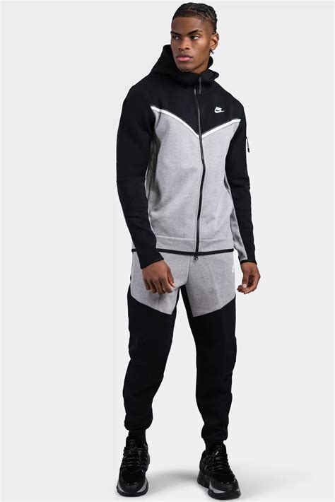 Nike trainingspak heren Tech Fleece of grijs, zwart & exclusieve 